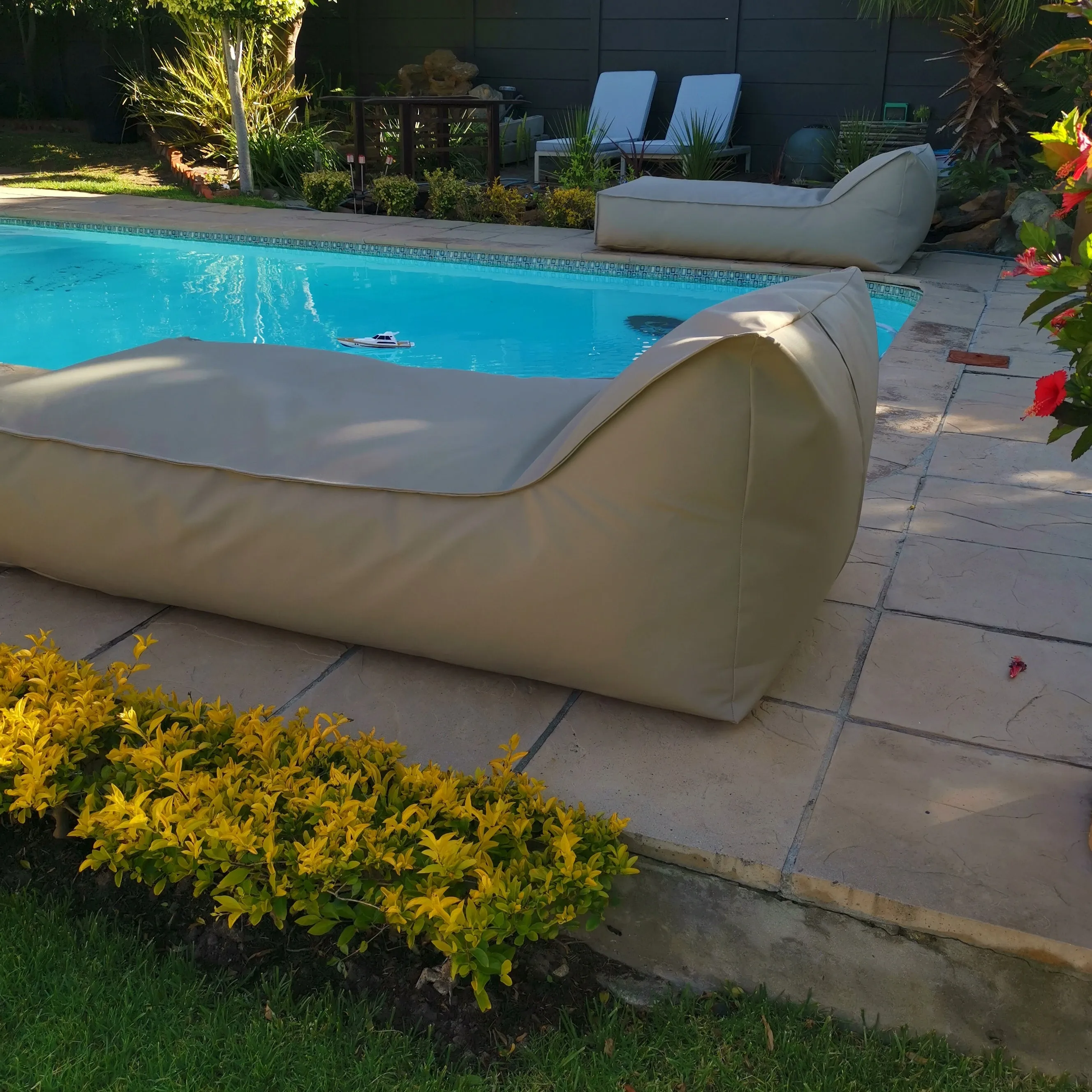 Daybed Loungers