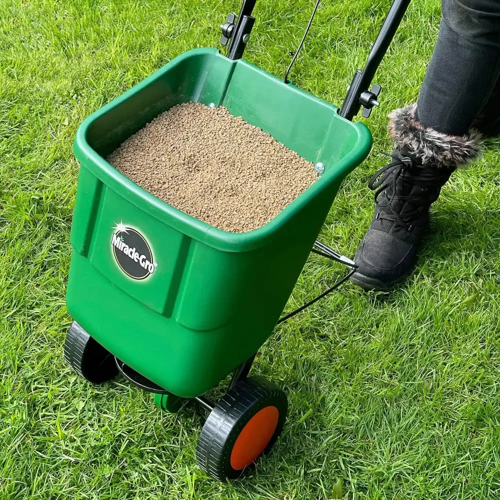 Evergreen Miracle-Gro Rotary Spreader