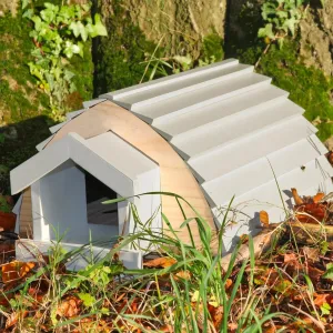 Hedgehog Barn - SPECIAL OFFER - 21% OFF