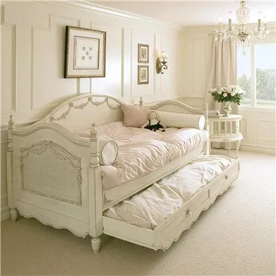 Marie Antoinette Daybed, French Antique White Daybed