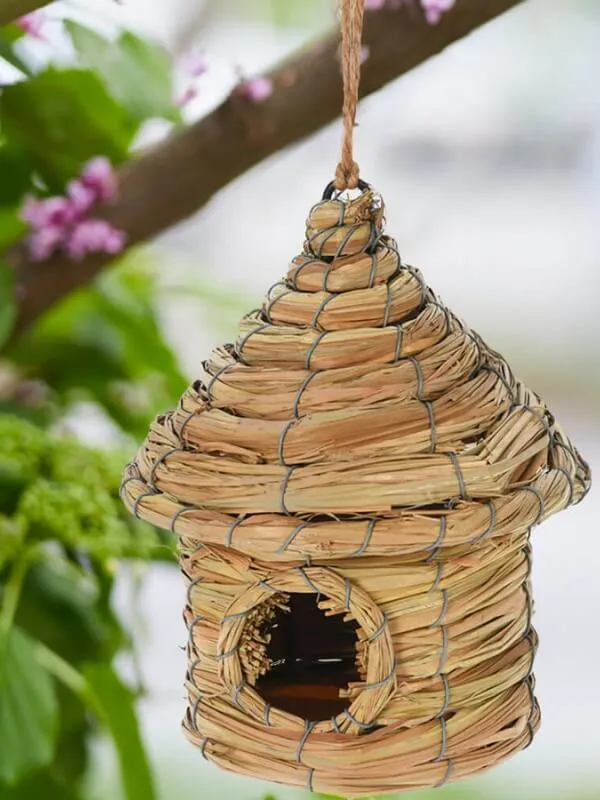 Natural Seagrass Birdhouse