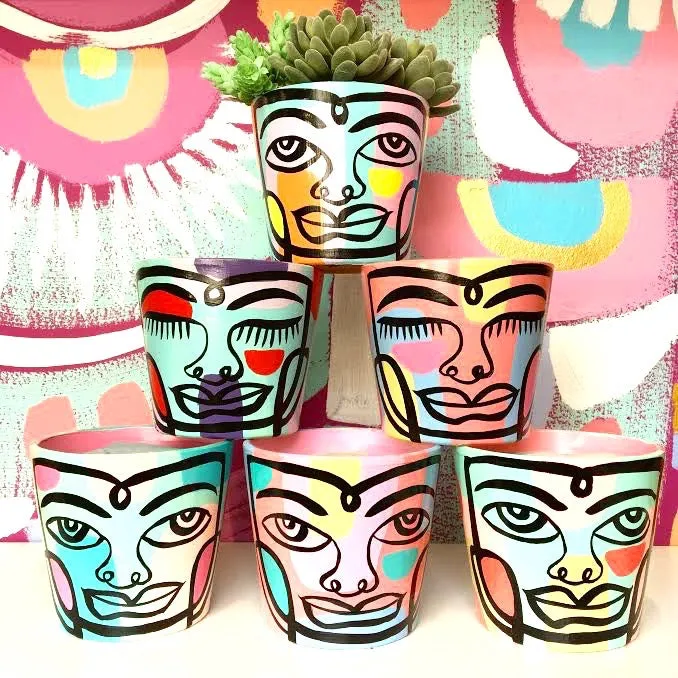 Small Peace Planter (sm23)