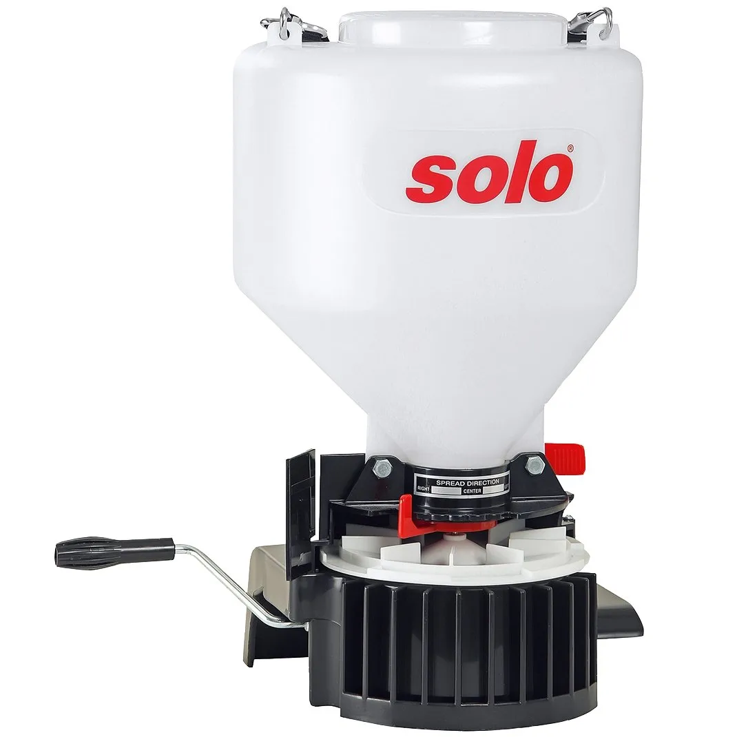 Solo 9kg seed & fertiliser spreader 421